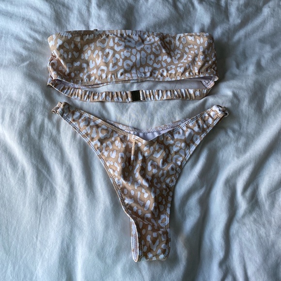 Bathing Suit Set - Picture 2 of 3